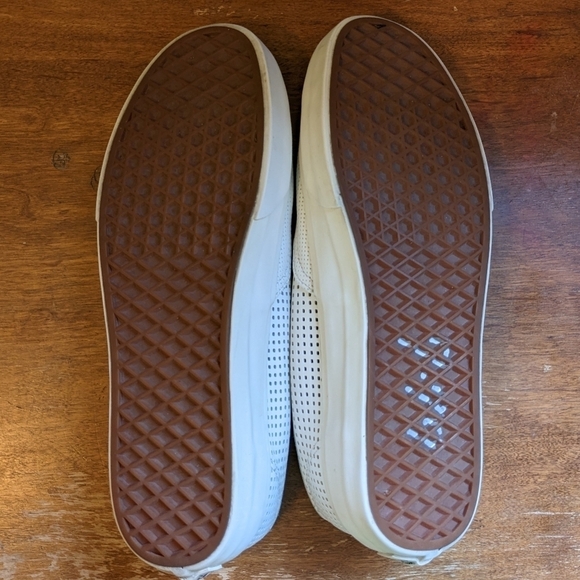 VANS AUTHENTIC DX SQUARE PERF WHITE SIZE 10 - Picture 7 of 9